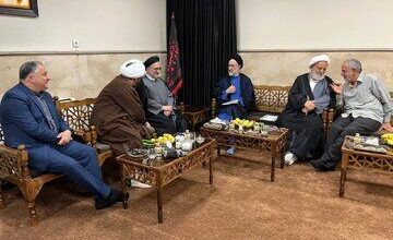 خاتمی و ابطحی به دیدار شیخ حسین انصاریان رفتند/ عکس