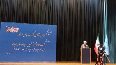 چگونه است که رئیس یک کشور بزرگ و ابرقدرت، نامه می‌نویسد و برای مذاکره التماس می‌کند؟/ این پدیده بی‌سابقه است
