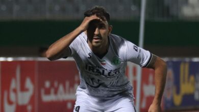 با پرسپولیس قراردادی امضا نکرده‌ام!