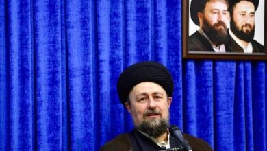 قرآن می فرماید اگر دشمن دست دوستی داد، تو بال های خود را بگشا/ عزت گاهی با جنگ به دست می‌آید و گاهی پای میز مذاکره/ باید به تیم‌ آقای عراقچی اعتماد کرد