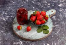 طرز تهیه کمپوت توت فرنگی در خانه؛ ساده و با ماندگاری بالا